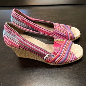 Slip-on Wedges.  TOMS - 7W
